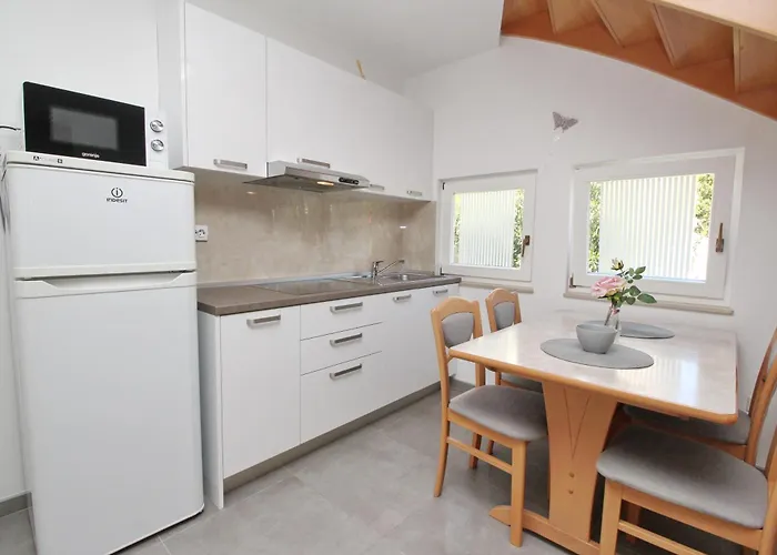 Ξενοδοχείο με διαμερίσματα Corinthia 3*