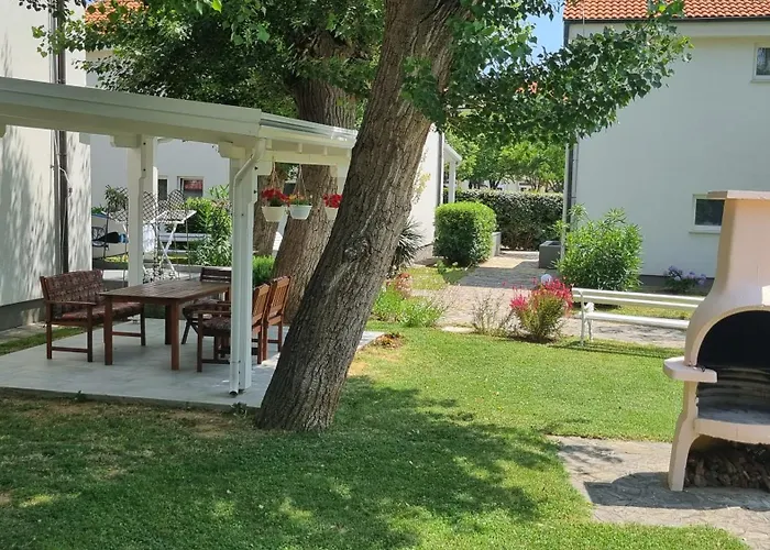 Ξενοδοχείο με διαμερίσματα Corinthia 3*