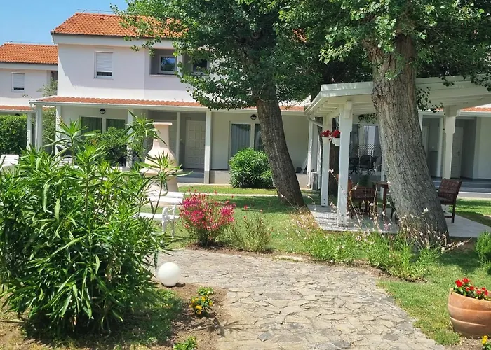 Ξενοδοχείο με διαμερίσματα Corinthia