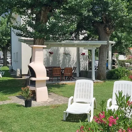 Hotel de apartamente Corinthia 3*