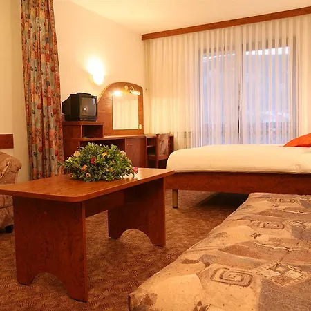 Corinthia