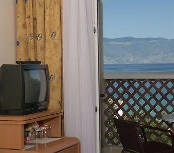 Corinthia 3*