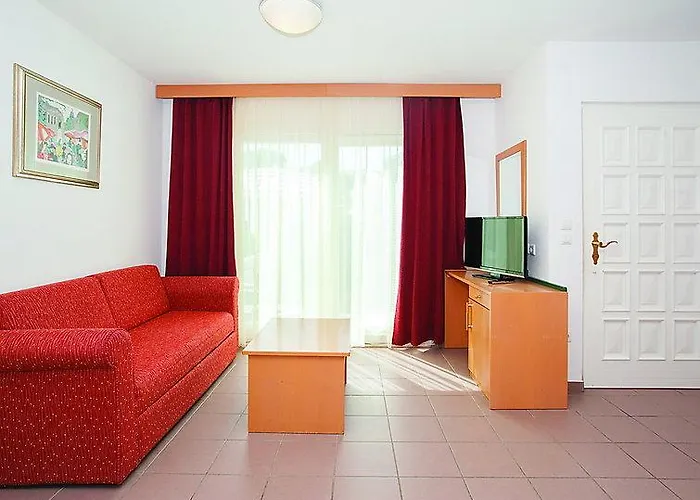 아파트호텔 Corinthia 바슈카